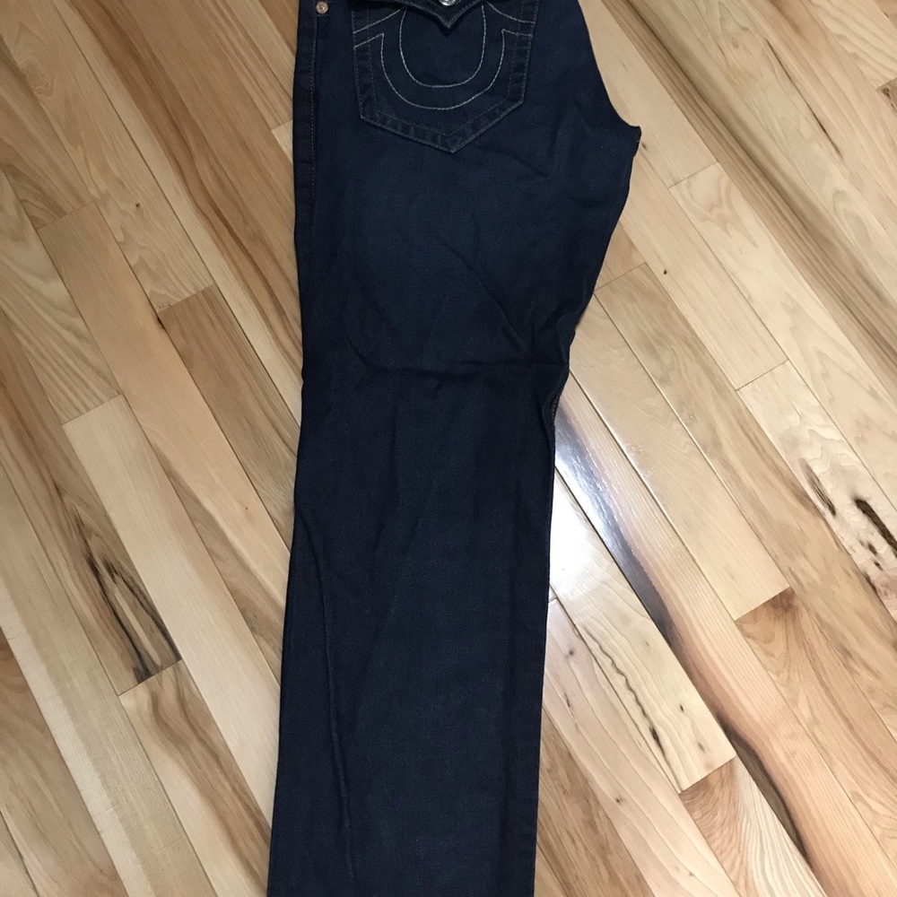 True Religion - Picture 2 of 4